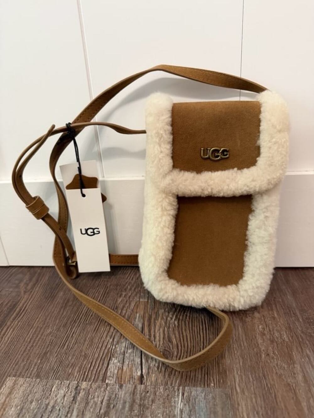 UGG MINI SCHOO BAG Cloud Leather adjustable strap Crossbody NEW NWT